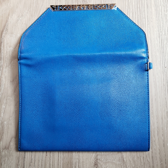 Stella & Dot clutch - NEW - Picture 2 of 3